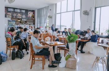 Khu ẩm thực Cảng Bến Đình