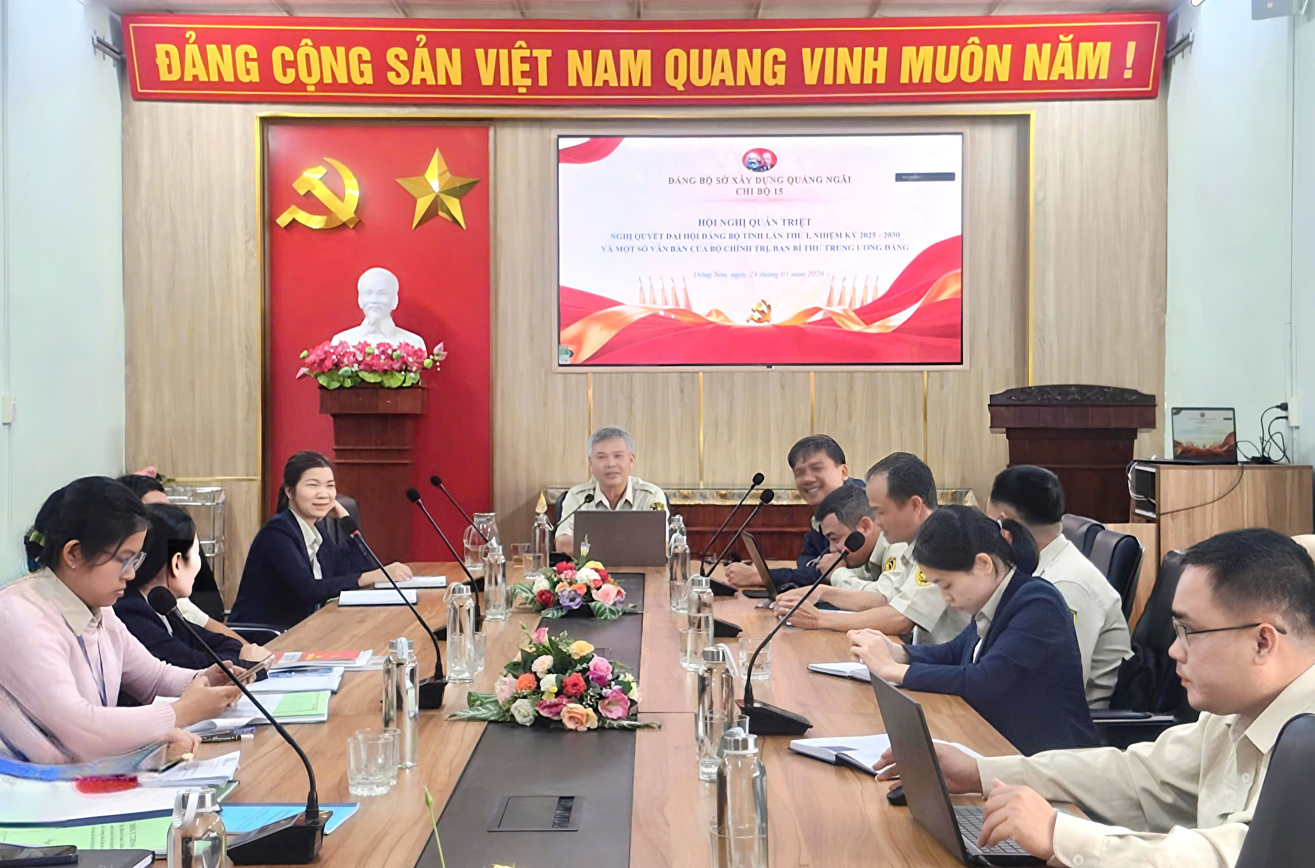 Tổ chức Hội nghị quán triệt Nghị quyết Đại hội Đảng bộ tỉnh và các văn bản của Bộ Chính trị, Ban Bí thư